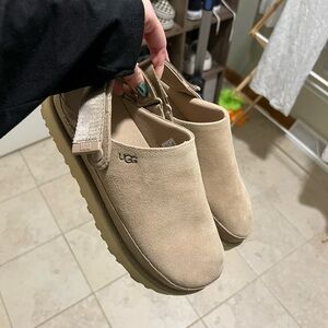 Ugg goldenstar clogs